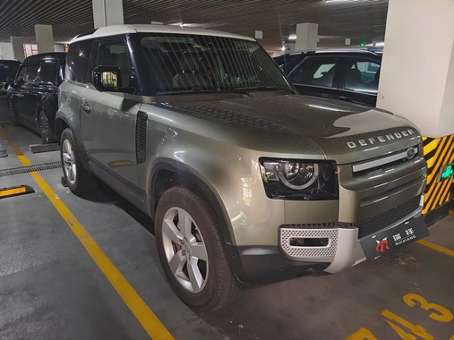 Land Rover Defender 2021