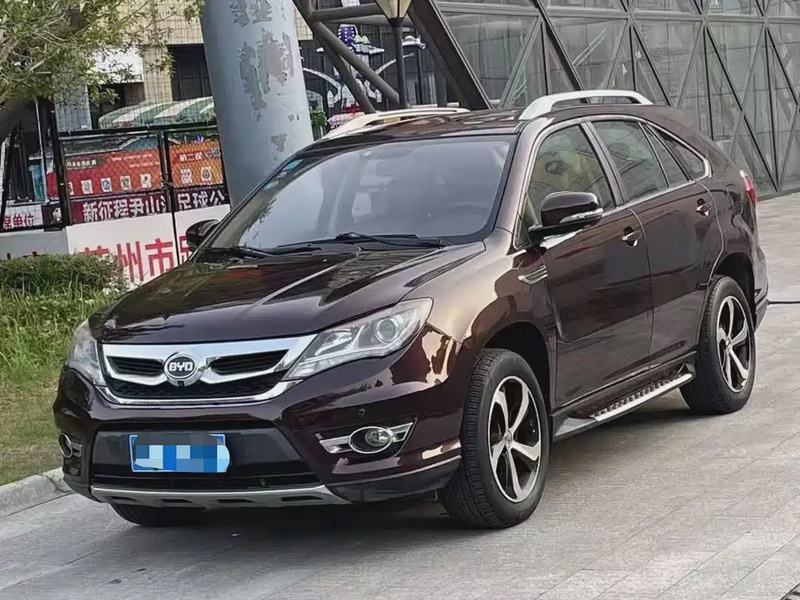 BYD S7