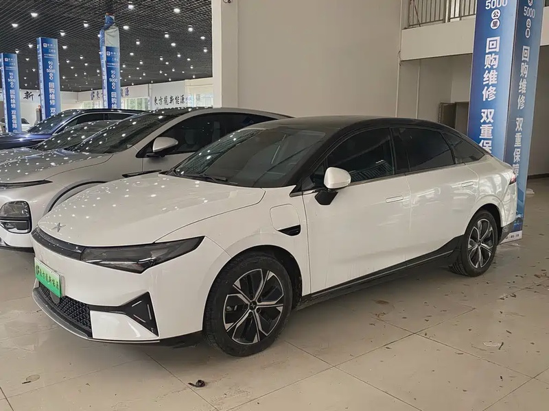 XPeng P5