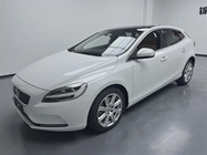 Volvo V40 2019