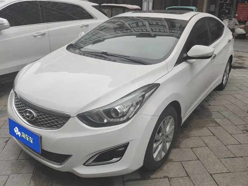 Hyundai Elantra