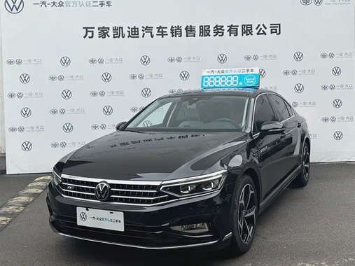 Volkswagen Magotan 2025