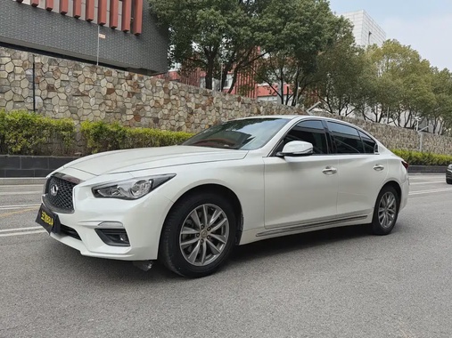 Infiniti Q50 2018