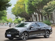 Volkswagen Magotan 2025