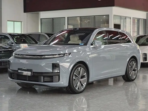 Li Auto L7 2025