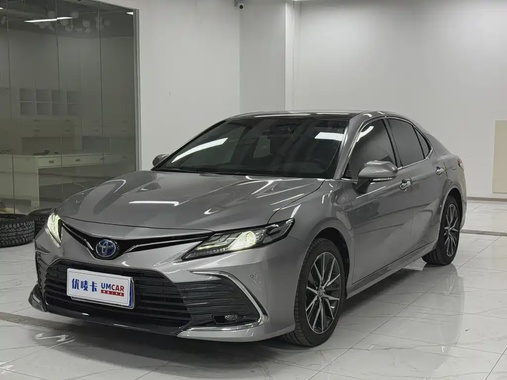 Toyota Camry 2023