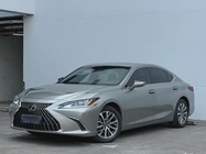 Lexus ES 2023