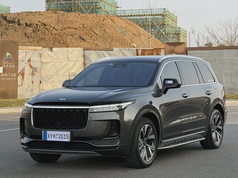 Li Auto ONE