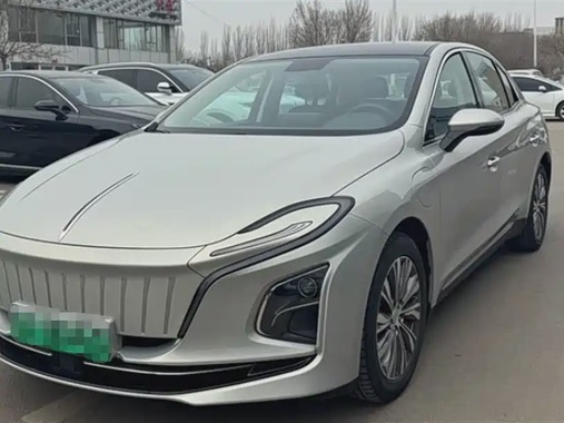 Hongqi E-QM5 2023
