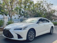 Lexus ES 2025