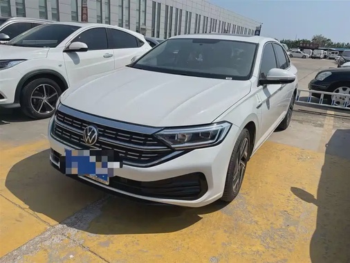 Volkswagen Sagitar 2022