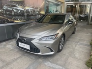 Lexus ES 2019