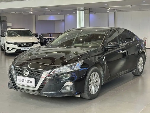 Nissan Teana 2021