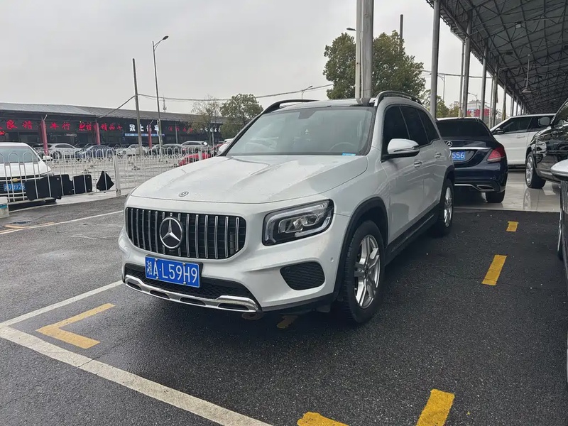 Mercedes-Benz GLB-Class