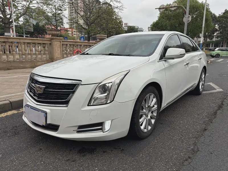 Cadillac XTS