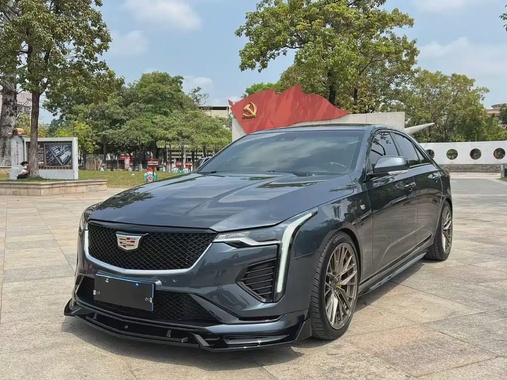 Cadillac CT4 2021