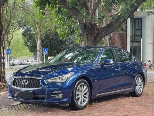 Infiniti Q50 2016