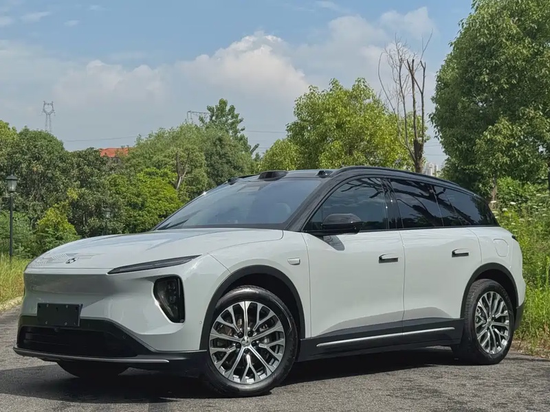 NIO ES6