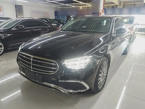 Mercedes-Benz E-Class 2022