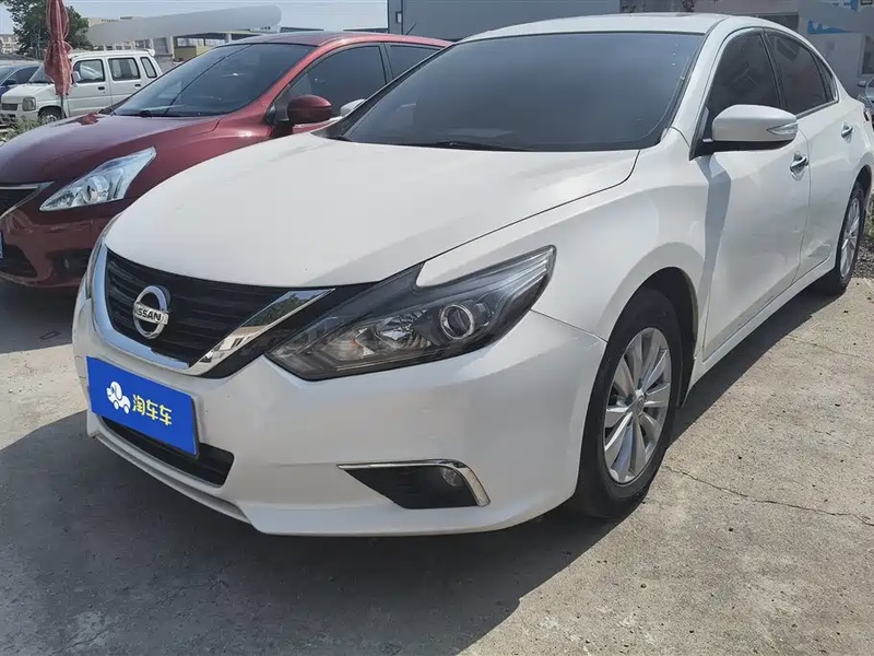 Nissan Teana