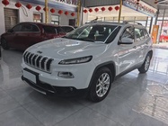 Jeep Cherokee 2018