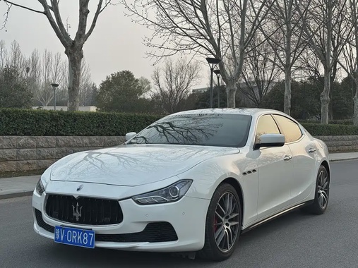 Maserati Ghibli 2015