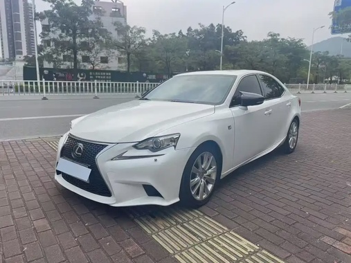 Lexus IS 2016