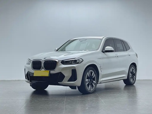 BMW iX3 2022