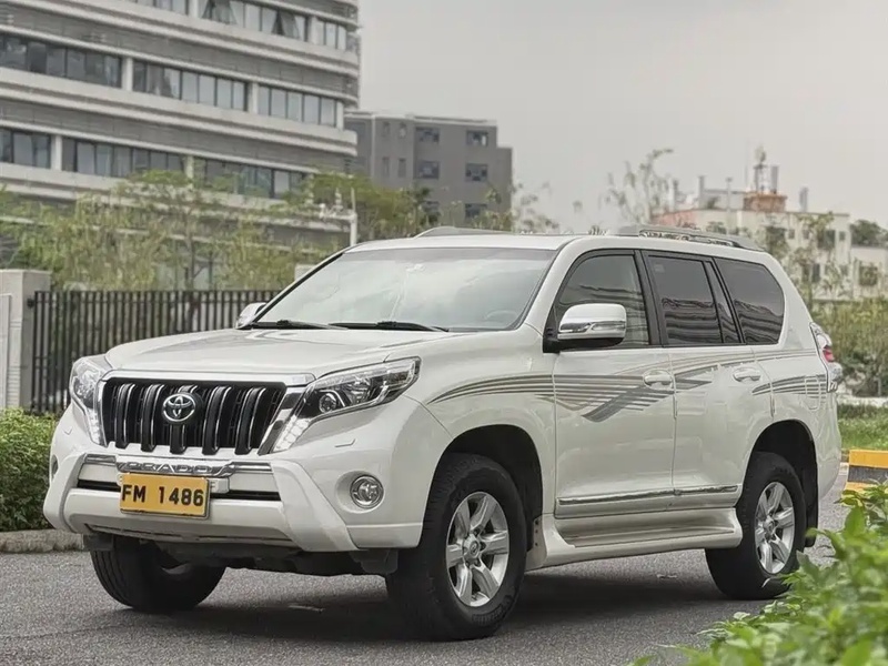 Toyota Prado