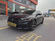 Volkswagen Passat 2023