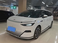 XPeng X9 2024