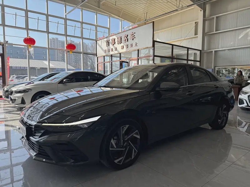 Hyundai Elantra