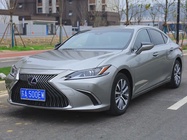 Lexus ES 2020