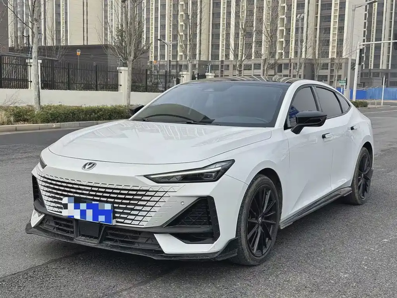 Changan UNI-V