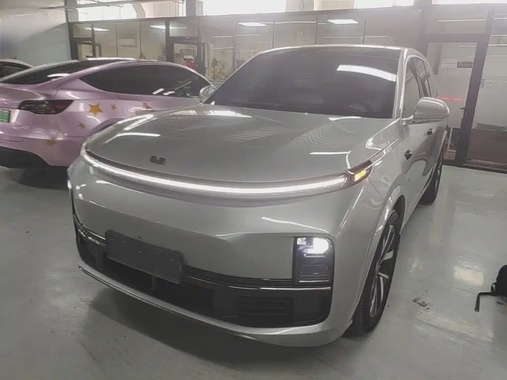 Li Auto L8 2023