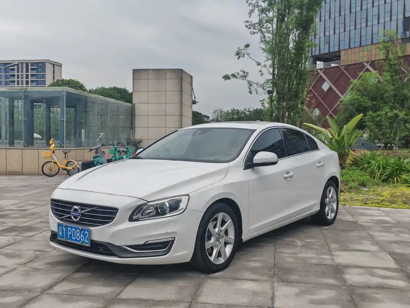 Volvo S60