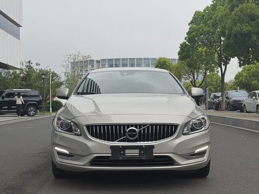 Volvo S60 2019