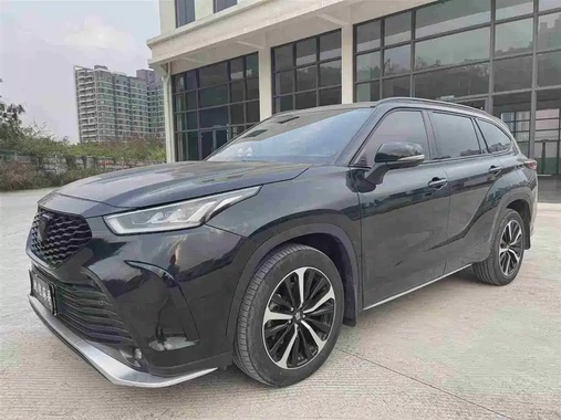 Toyota Crown Kluger 2023