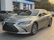 Lexus ES 2022