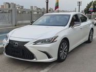Lexus ES 2020