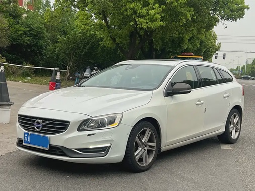 Volvo V60 2015