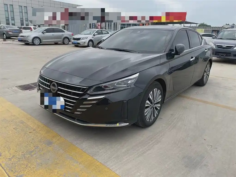 Nissan Teana