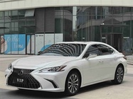 Lexus ES 2024
