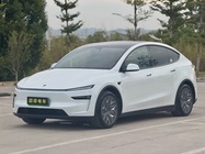 Tesla Model Y 2025