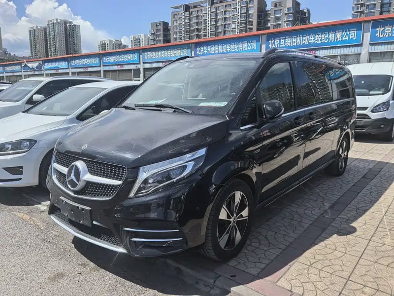 Mercedes-Benz V-Class