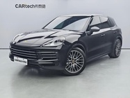 Porsche Cayenne 2022