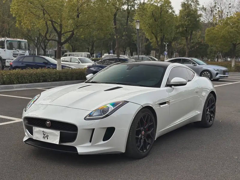 Jaguar F-TYPE