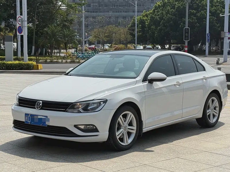 Volkswagen Lamando