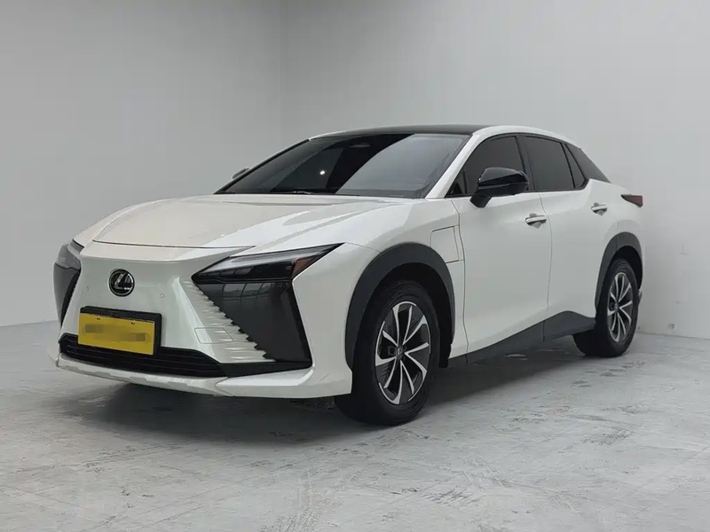 Lexus RZ