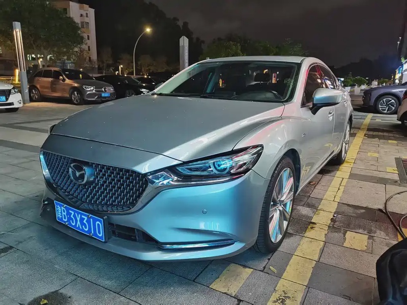 Mazda Atenza